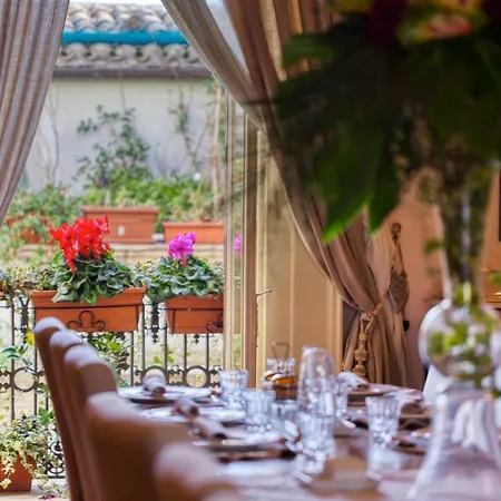 Corte Rossetti Le Dimore Luxury B&B